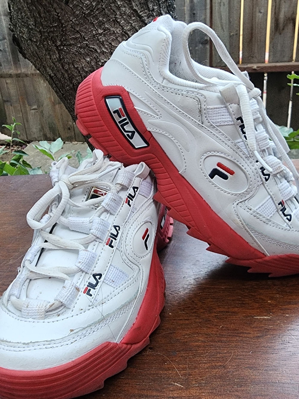FILA Disruptor II D-Formation Chunky Sneakers White Red Sole [7]